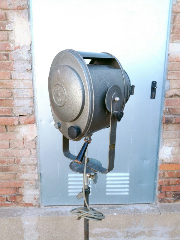 foco cremer iluminacion escenica foto cine metal e27 alt reg 47-160-240x33x31 (50eu) 1u